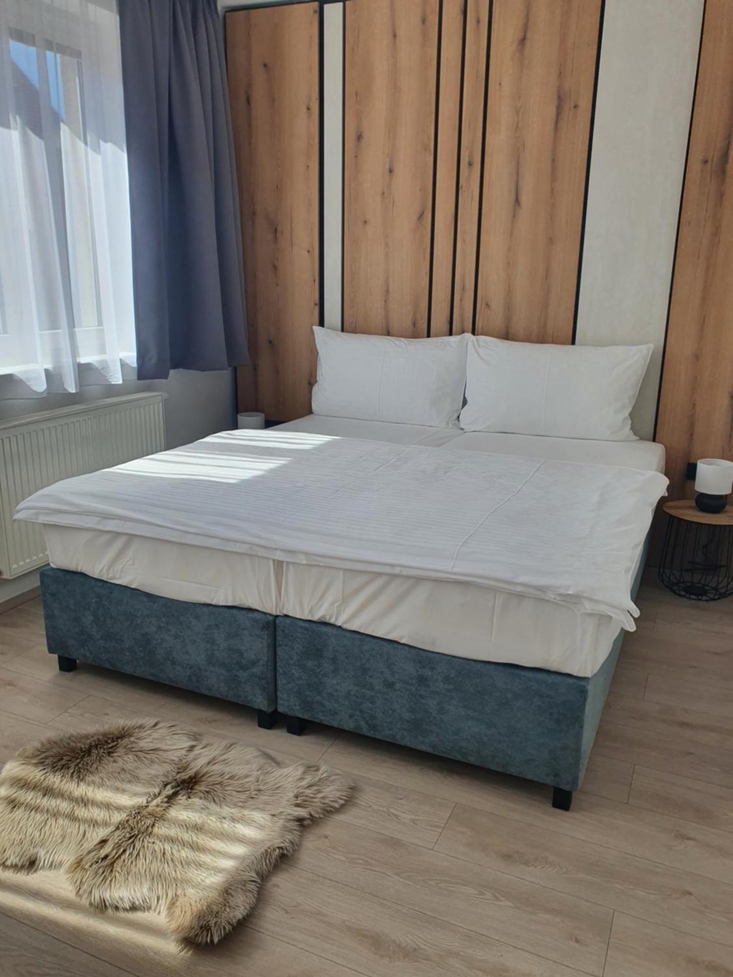 No 28 Rooms & Apartments Kutna Hora Bagian luar foto